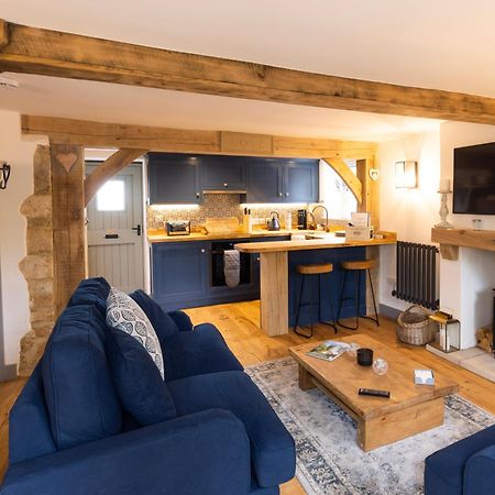 Cotswold Cottage With Hot Tub Bledington Eksteriør billede