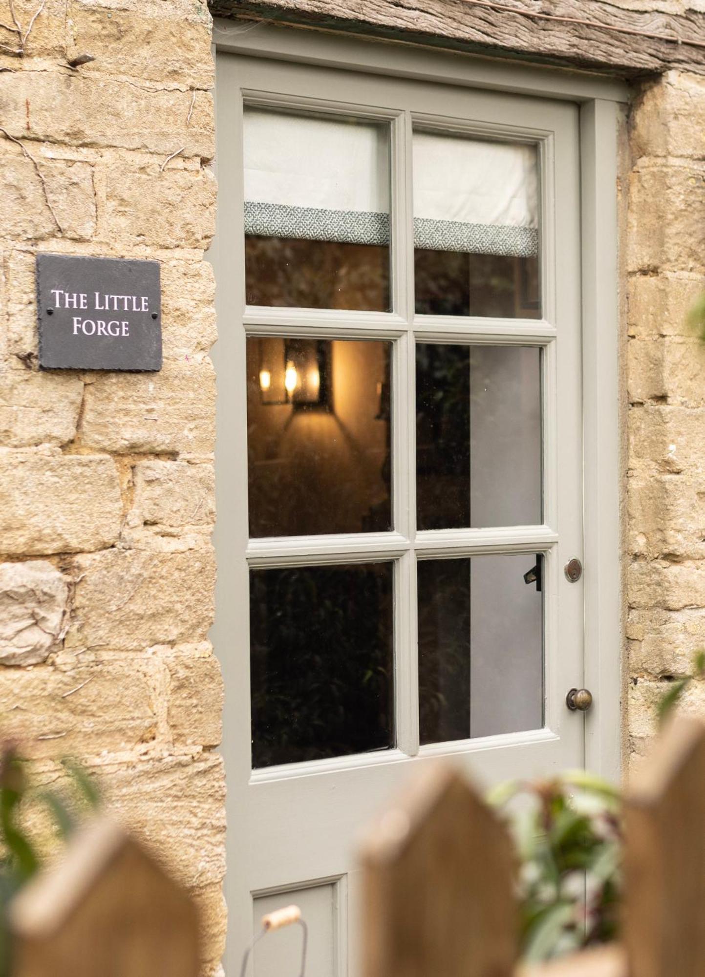 Cotswold Cottage With Hot Tub Bledington Eksteriør billede